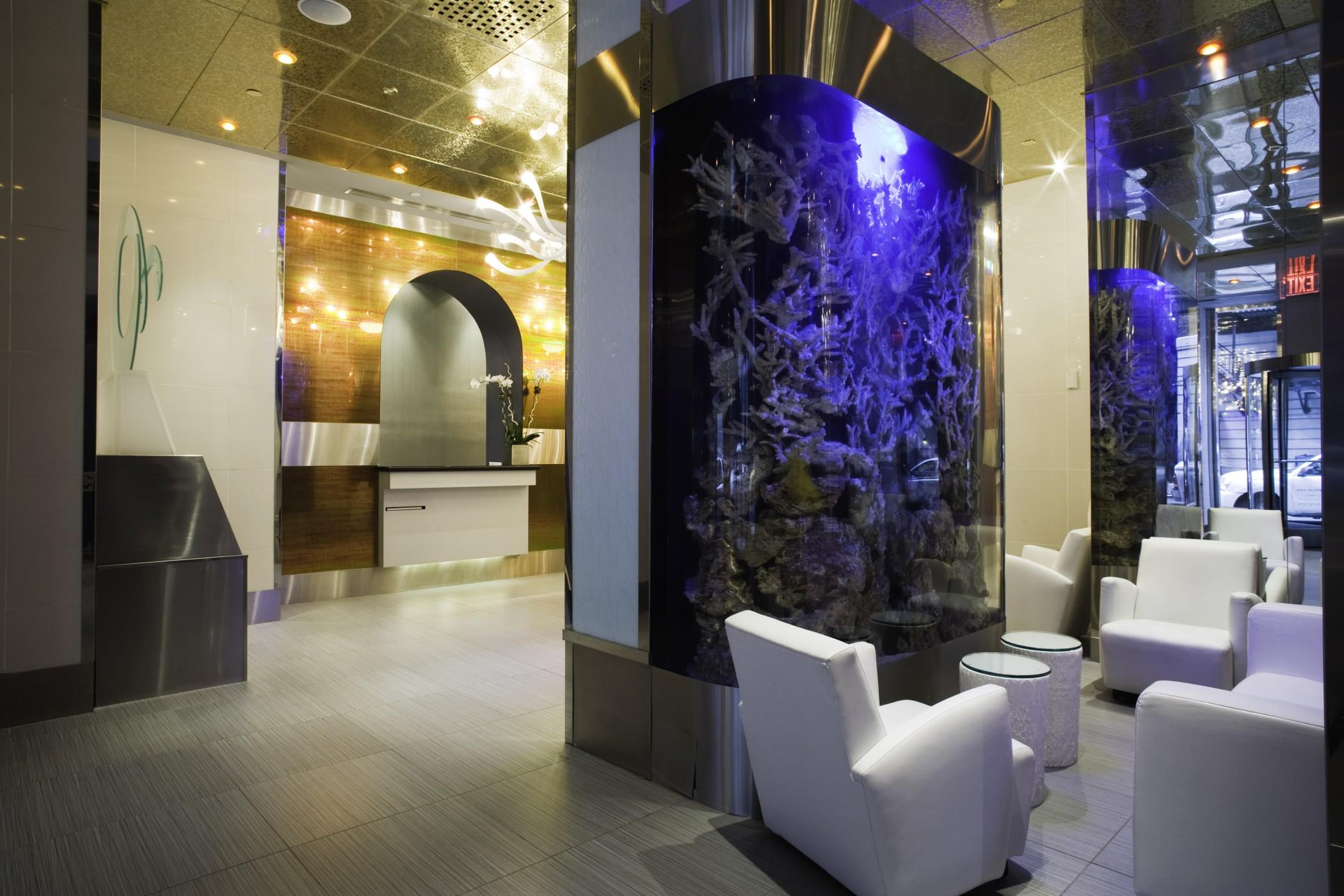 Oyo Times Square Hotel 4*