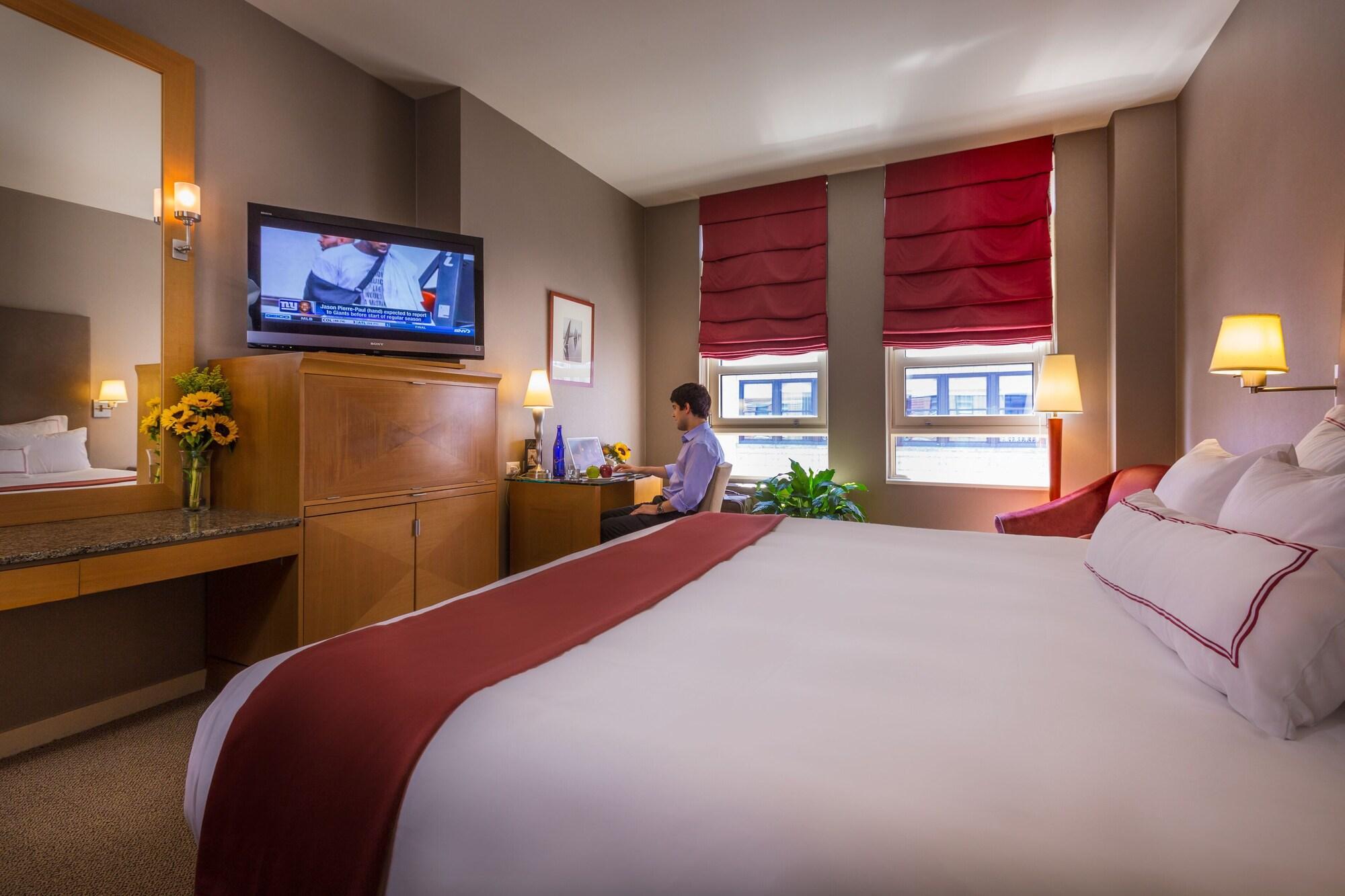 Hotel Giraffe By Library Collection New York