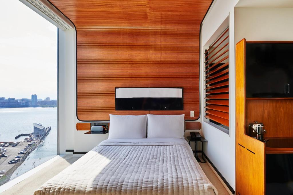 The Standard, High Line Hotel New York
