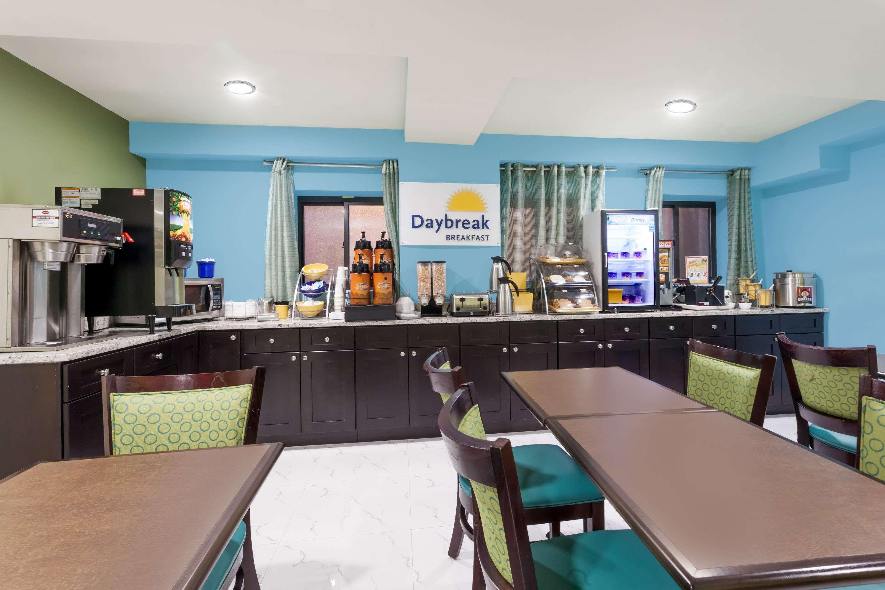 Days & By Wyndham Jamaica Jfk Airport Nova York