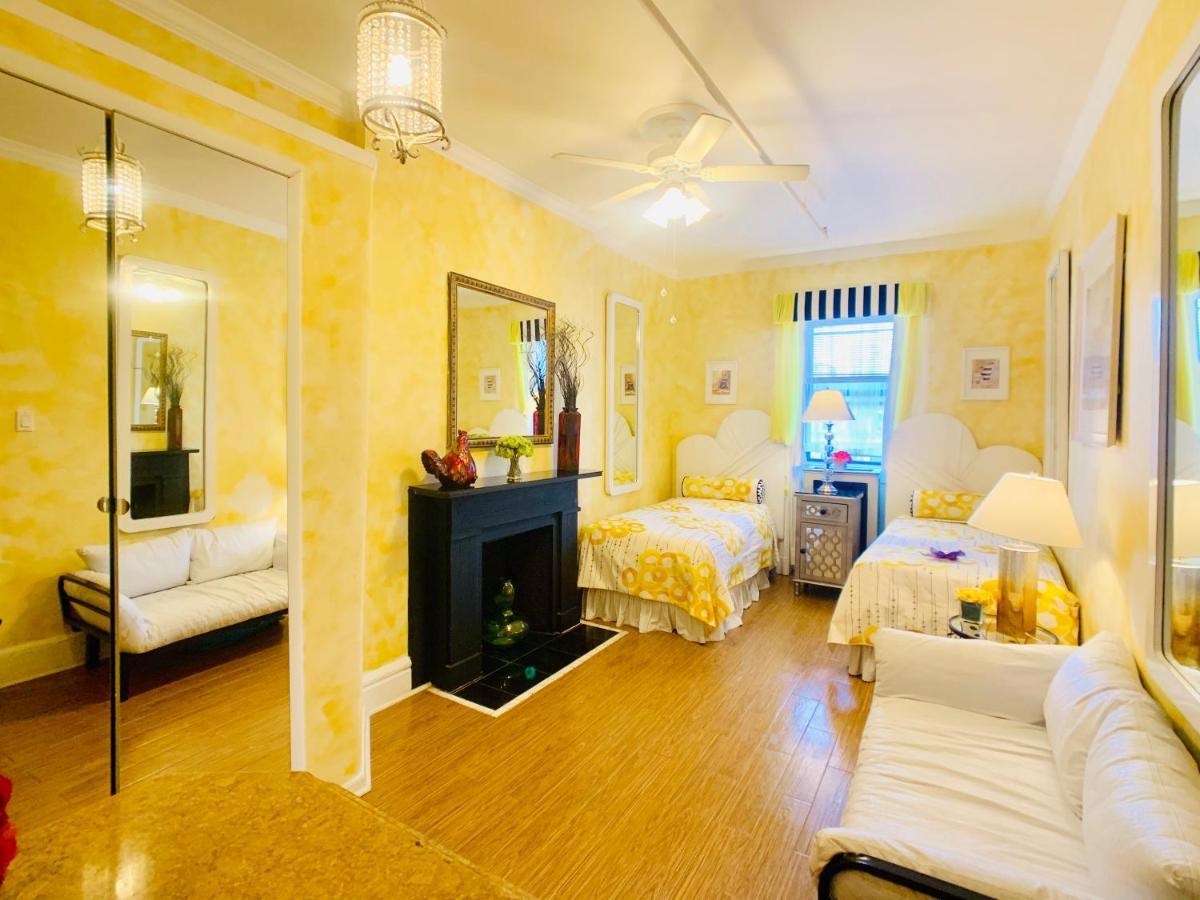 The International Cozy Gasthof New York
