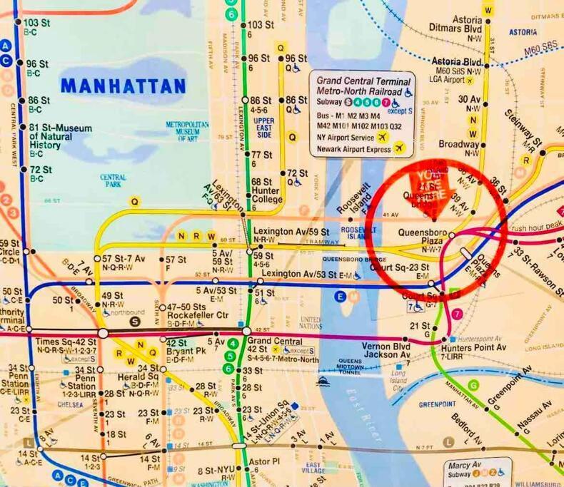 2 Bedrooms Lr Kit Bath And Backyard 2 Stops To Manhattan * New York
