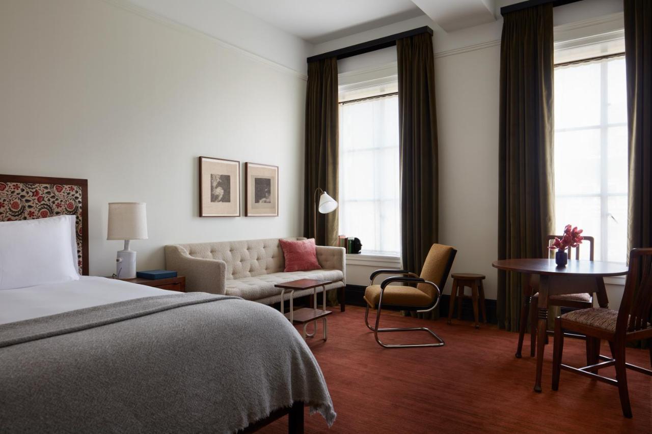 Nine Orchard Hotel 4*