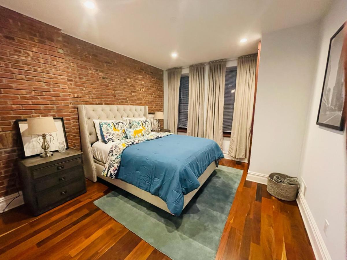 Historic Brownstone - Newly Renovated Brownstone On Historic Street With Outdoor Space New York