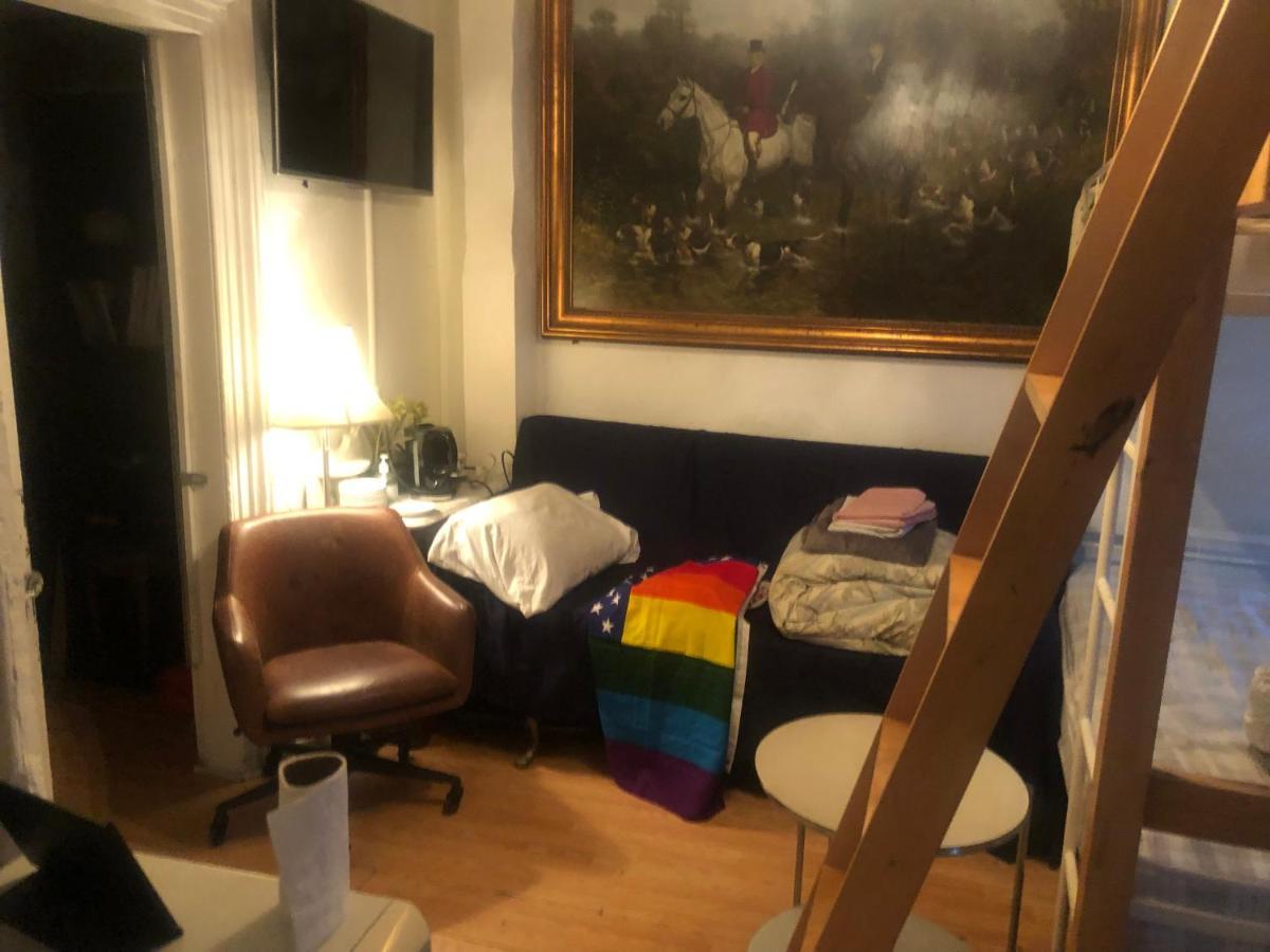 Gasthof Private In Manhattan