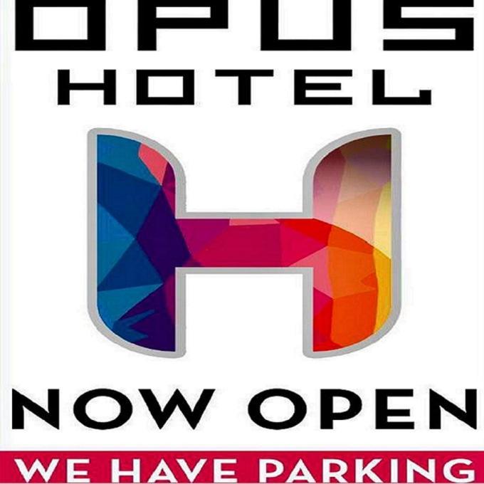Opus Bronx Near Bay Plaza Mall 3*