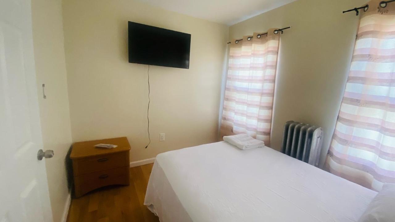 Minutes From Jfk, Beautiful With Peaceful, Cosy, Private New York