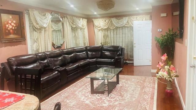 Minutes From Jfk, Beautiful With Peaceful, Cosy, Private New York