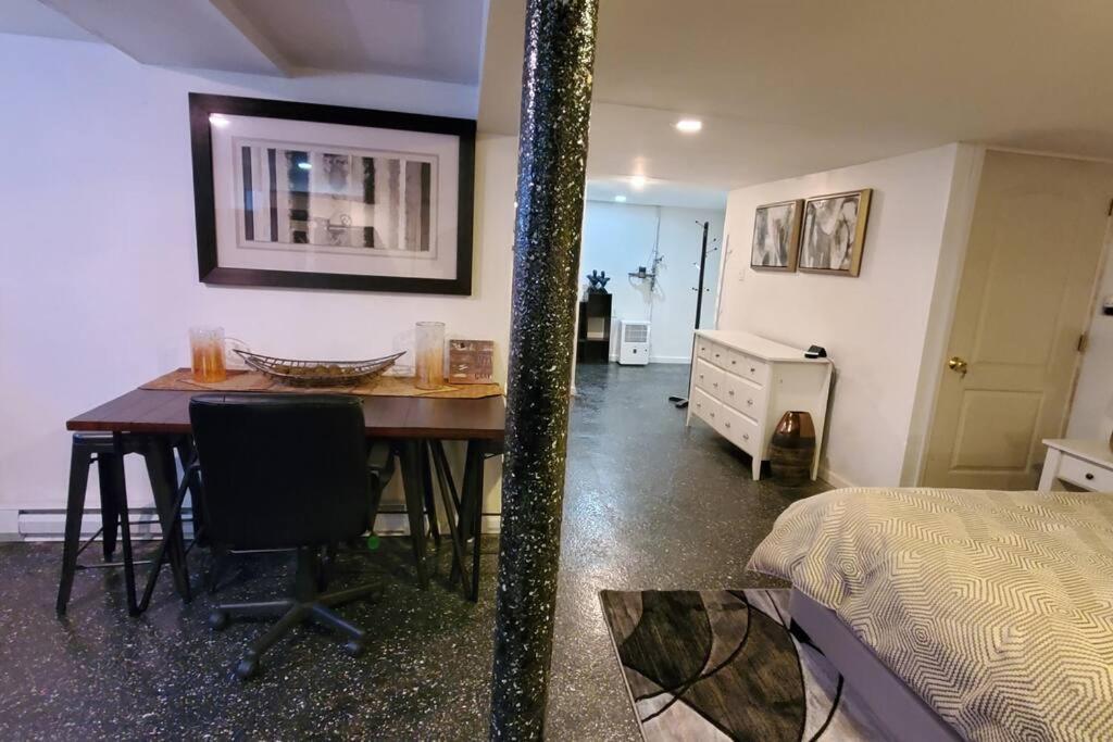 Apartment Cozy Studio; Lower Level Unit *