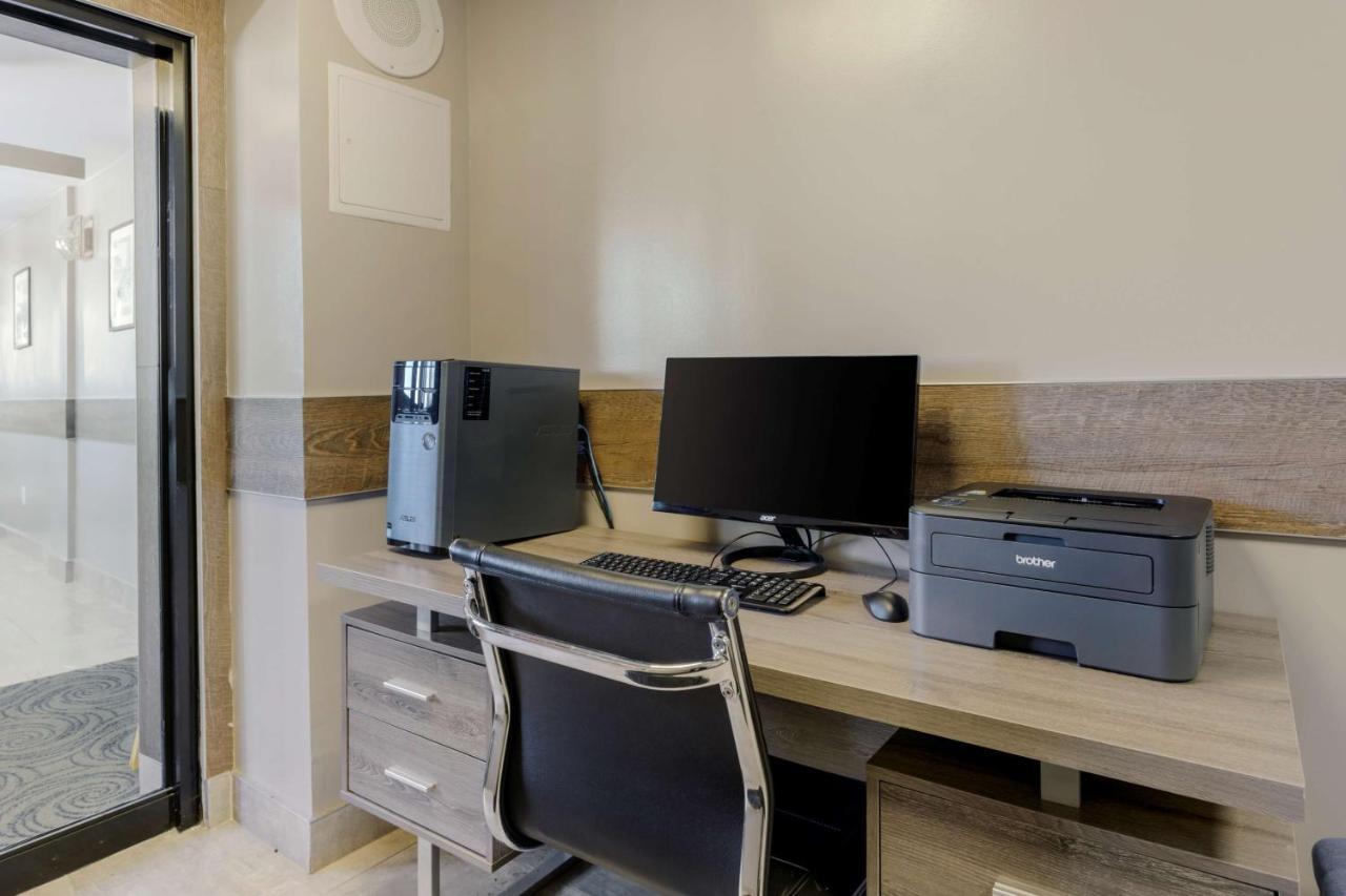 Hotel Best Western Plus Brooklyn Bay