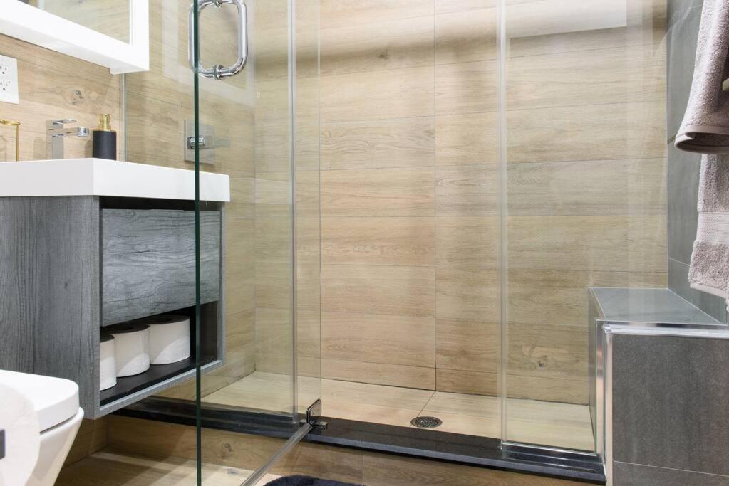 24-14 Renovated Prime Gramercy W D Apartment *