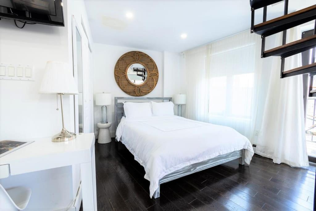 809-6b 2br Duplex Breathtaking Views Beauty New York