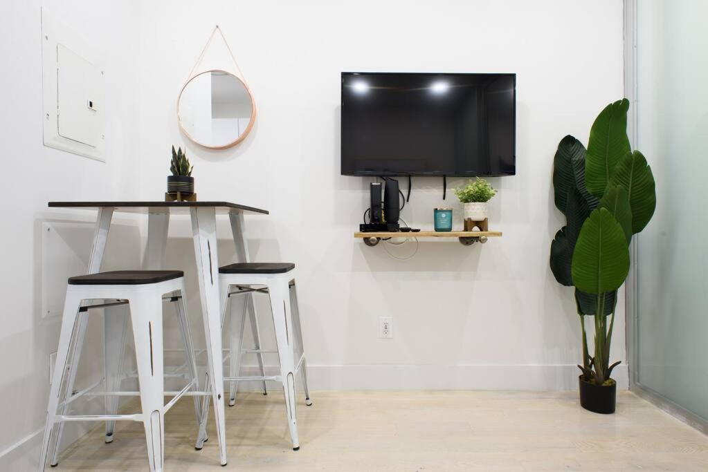 Apartment 78-2b New Furnished 1br Wd Walk To Park New York