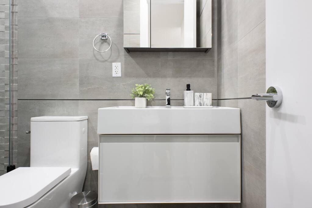 Apartment 78-2b New Furnished 1br Wd Walk To Park *