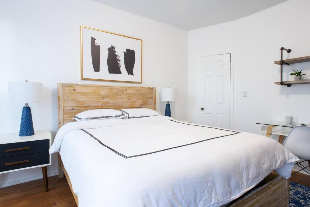 Apartment 454-3w Prime Location 2br Newly Furnished Sleeps 5 *
