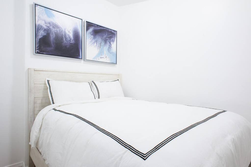 454-3w Prime Location 2br Newly Furnished Sleeps 5 Apartment *
