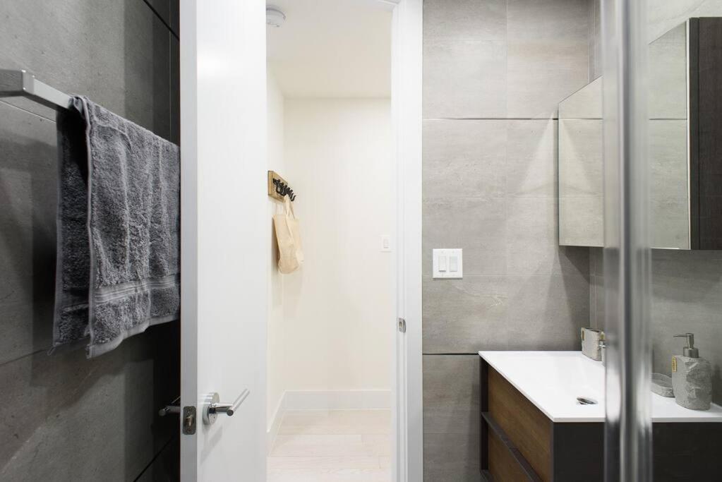 75-2c Furnished 1br W D Elev Wd Park *