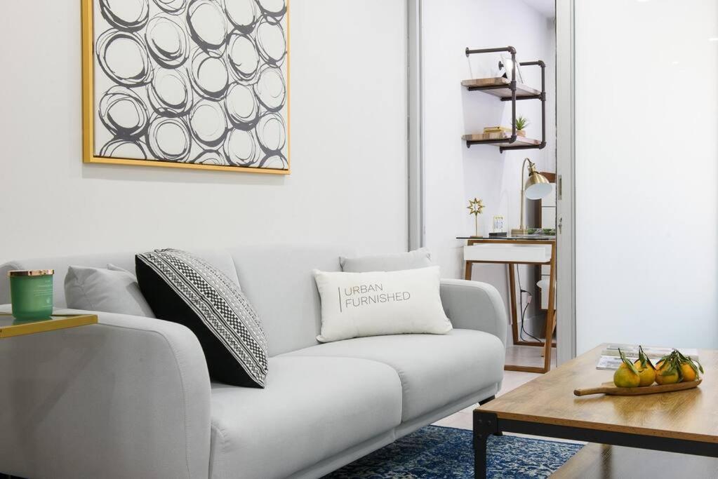 75-2c Furnished 1br W D Elev Wd Park
