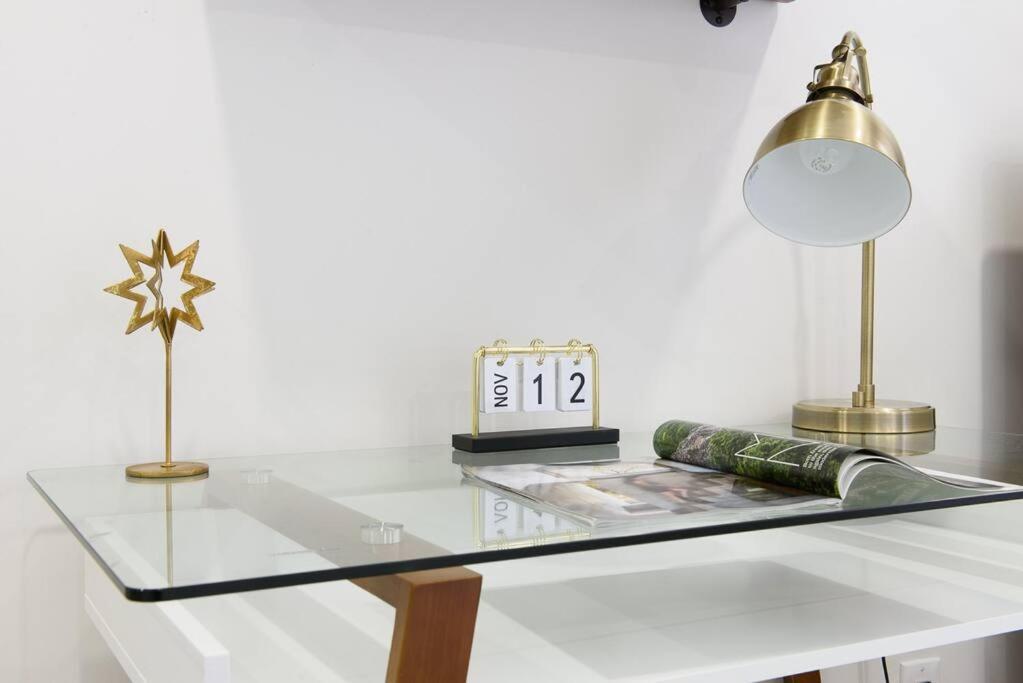 Apartment 75-2c Furnished 1br W D Elev Wd Park *