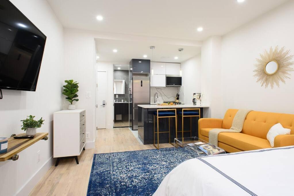 1597-5 New Prime Ues W D In Unit Apartment New York