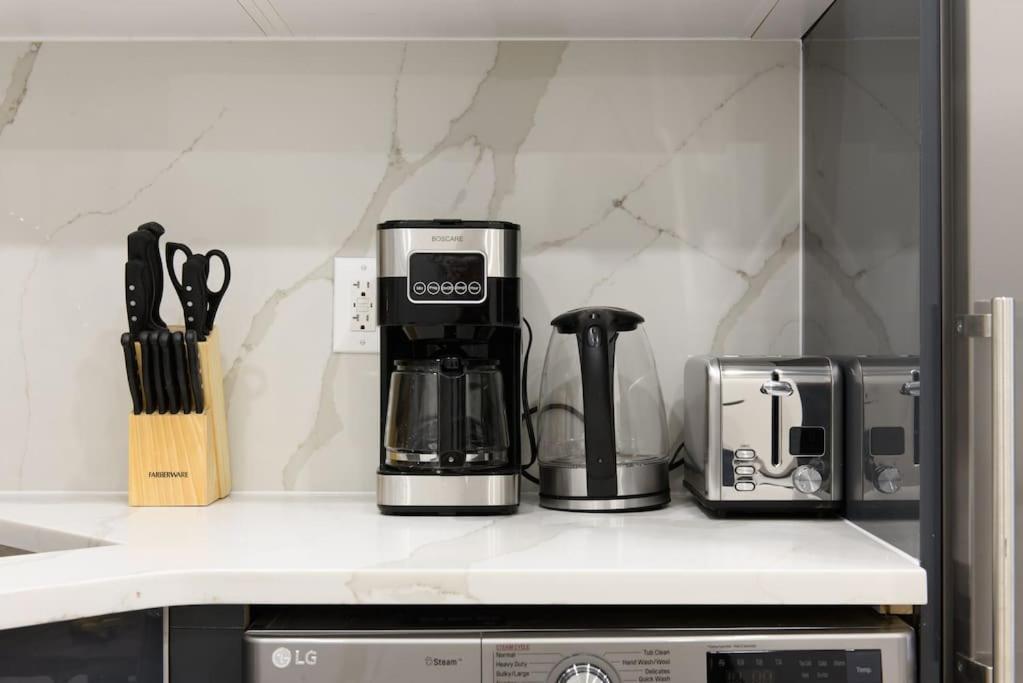 Apartment 78-3d Brand New 1br Prime Ues Wd In Unit New York