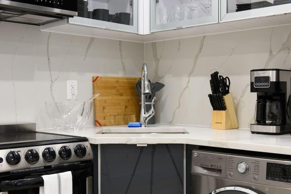 78-3d Brand New 1br Prime Ues Wd In Unit Apartment