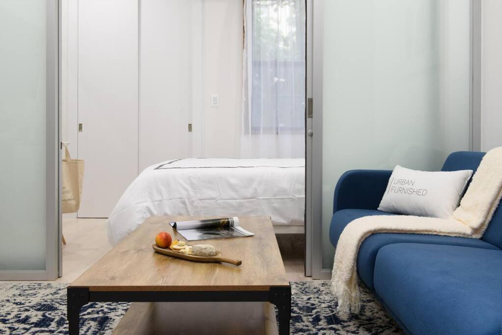 Apartment 78-4b New Quality 1br W&d In Unit Skylights New York