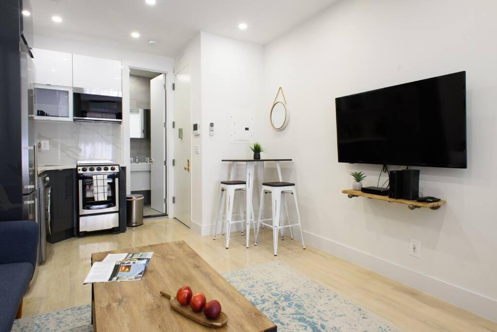 Apartment 78-3d Brand New 1br Prime Ues Wd In Unit New York