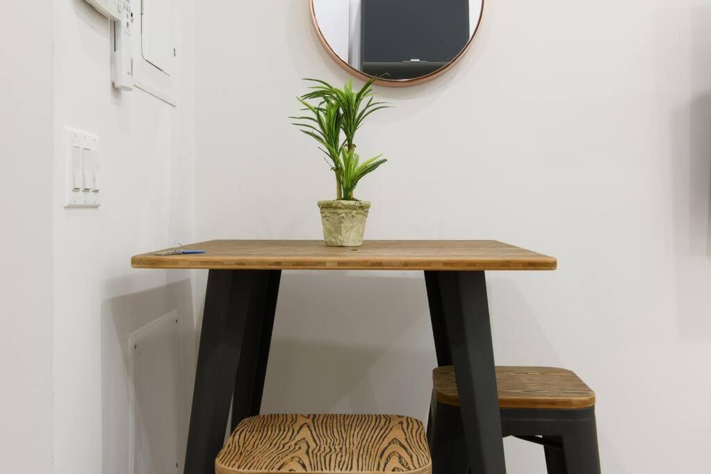 78-4d Quality 1br W&d Skylight By Park