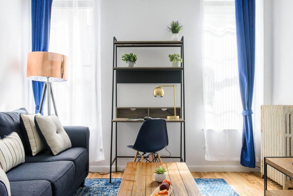 428-3r Spacious Prime Midtown 2br Newly Furnished * New York