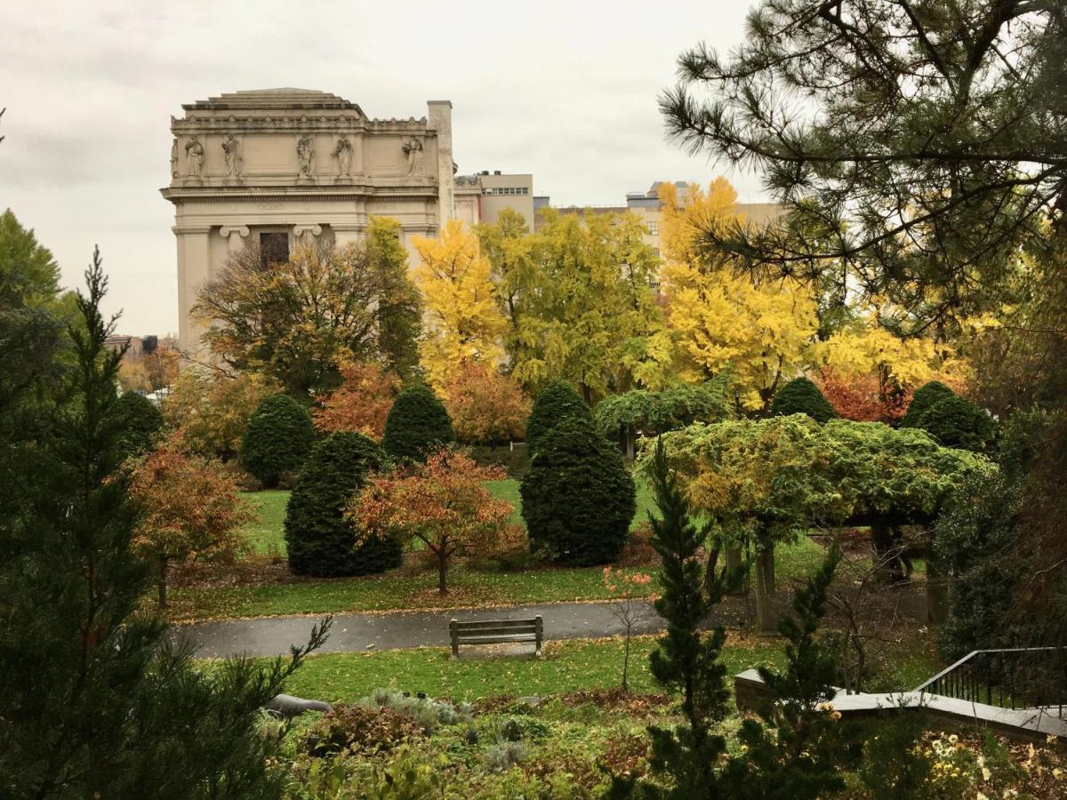 Close To All! 2-room In A 1-family Townhouse Apartment New York