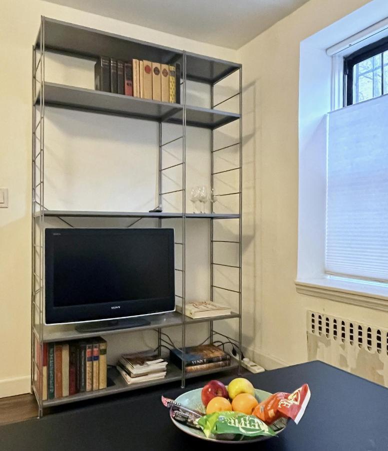 Close To All! 2-room In A 1-family Townhouse
