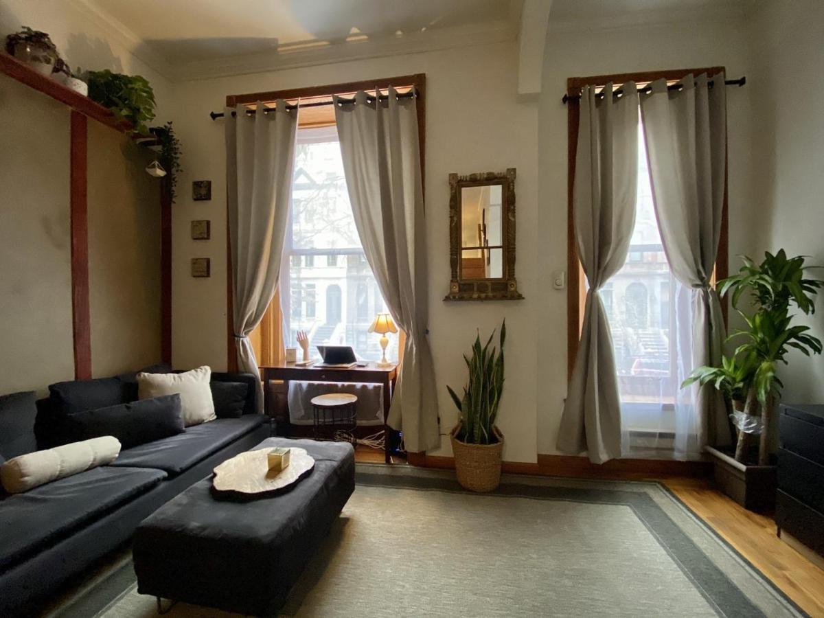 Apartment Entire In Upper West New York