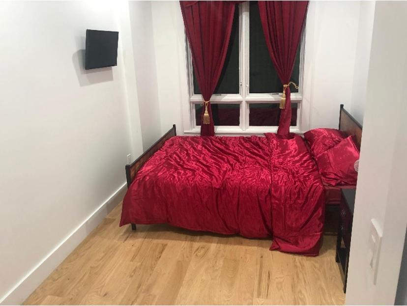 Hospedagem domiciliar 2 Bed Duplex With Private Yard