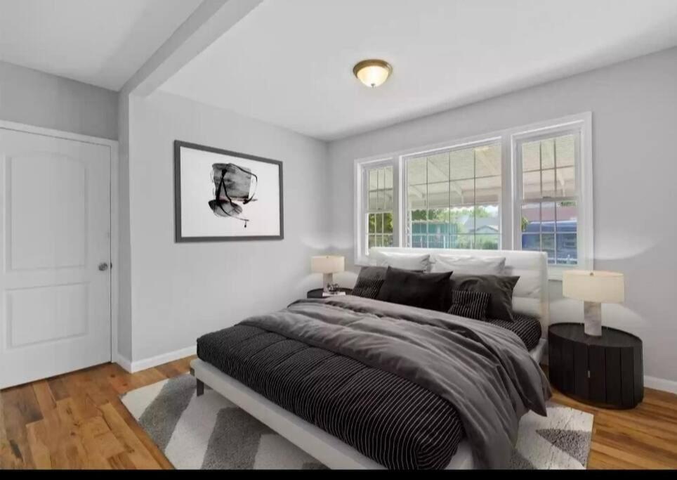 First Floor Of Beautiful House Totally Private *