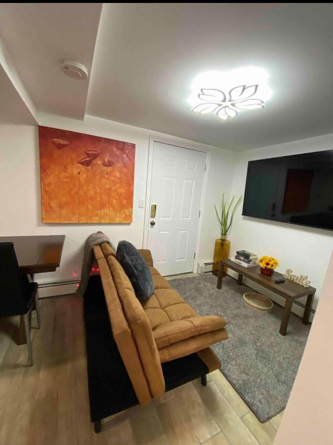Apartment 145 St Queens Near Jfk, Lga, & Citi Field, Free Parking In The Backyard 646-667-6696 New York