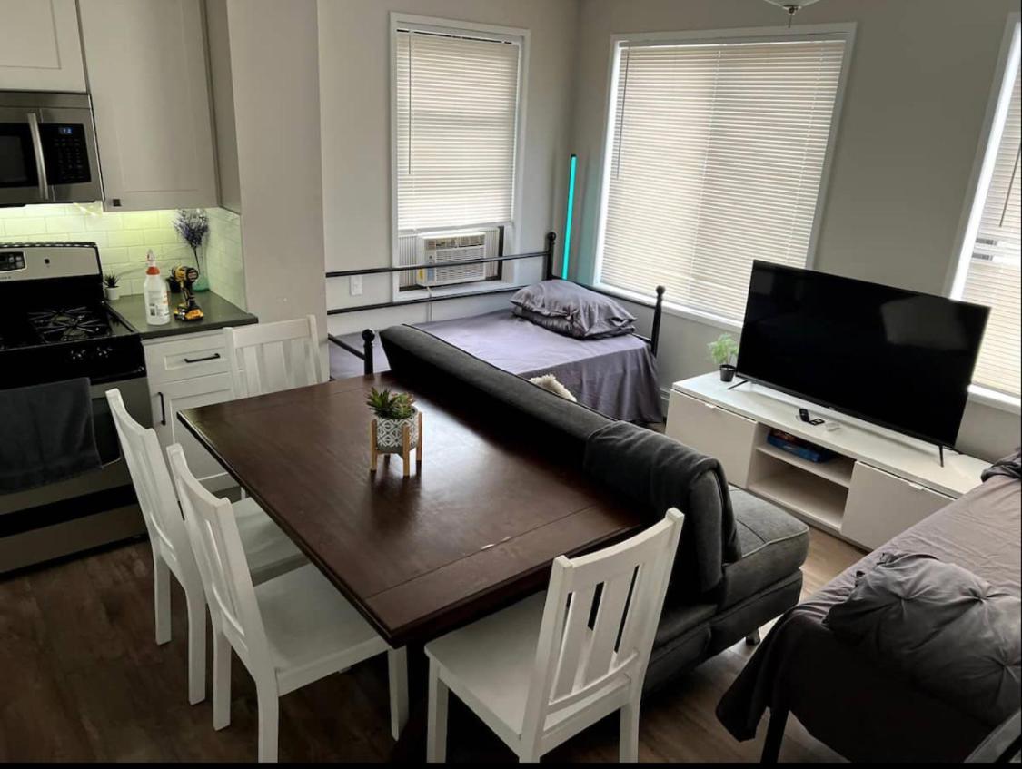 Apartment 145 St Queens Near Jfk, Lga, & Citi Field, Free Parking In The Backyard 646-667-6696 New York