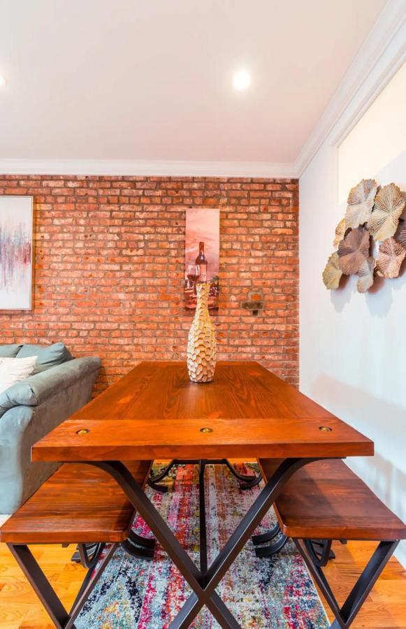 Apartment Stunning 3 Bedroom In Nyc *