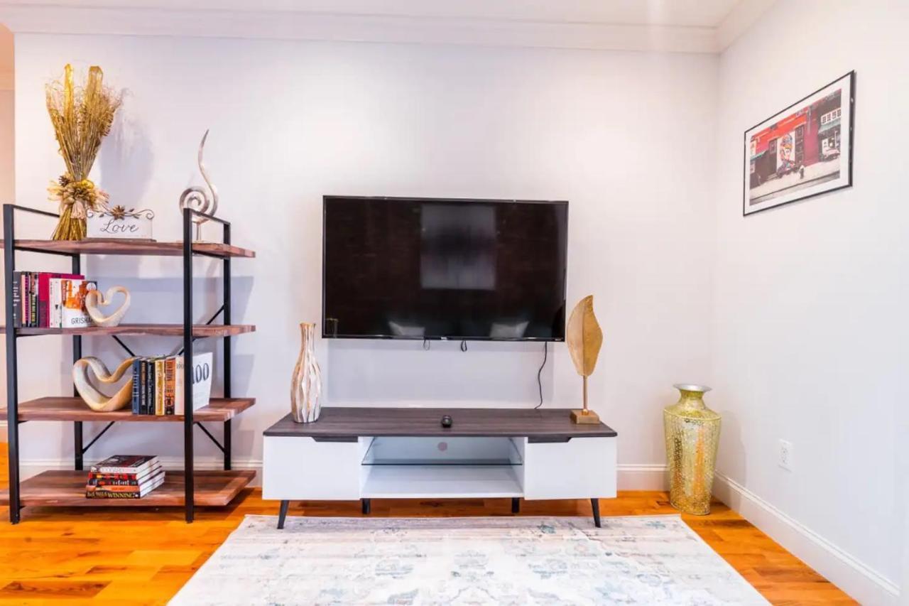 Stunning 3 Bedroom In Nyc *