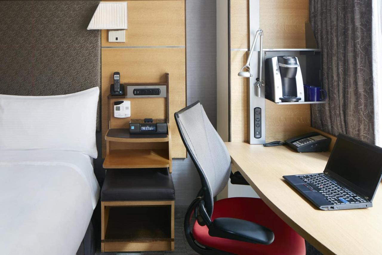 The Jewel Hotel,