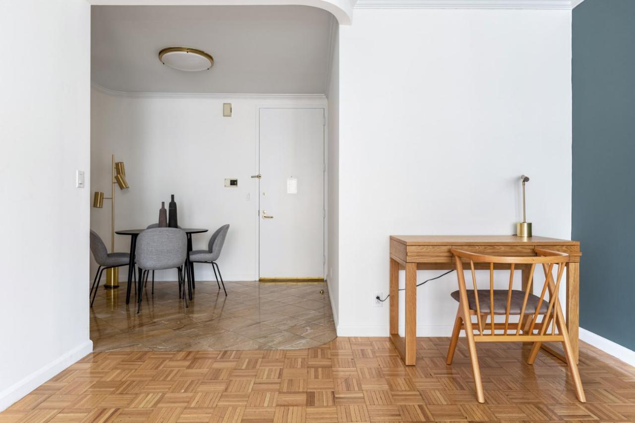 Sutton Place 2br W Gym Pool Nr Park Nyc-465 New York