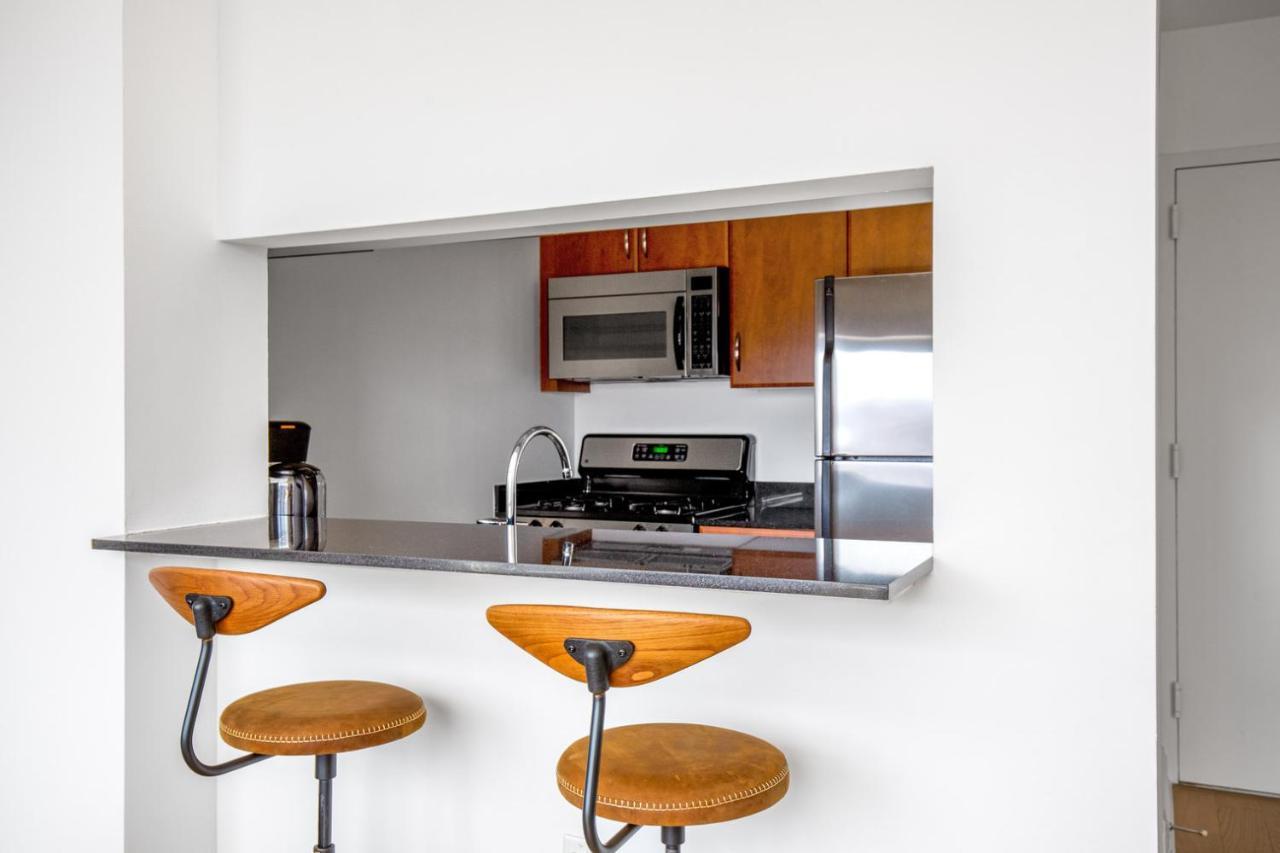 Murray Hill 1br W Gym Doorman Pool Rooftop Nyc-585 * New York