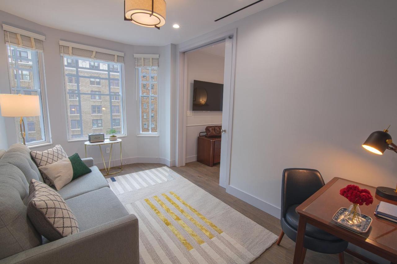Belleclaire Park Hotel 4*