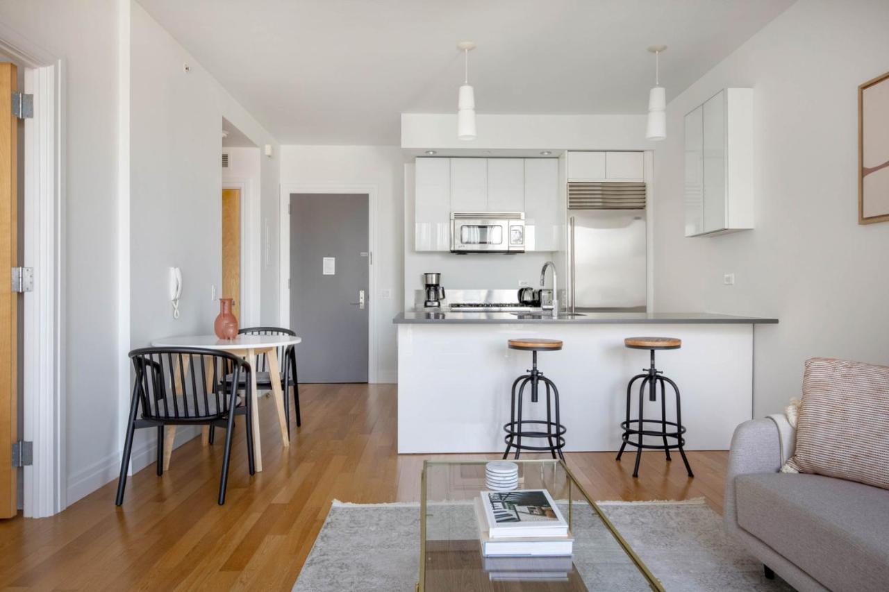 Midtown West 1br W Gym Wd Doorman Nr Hudson Nyc-1103