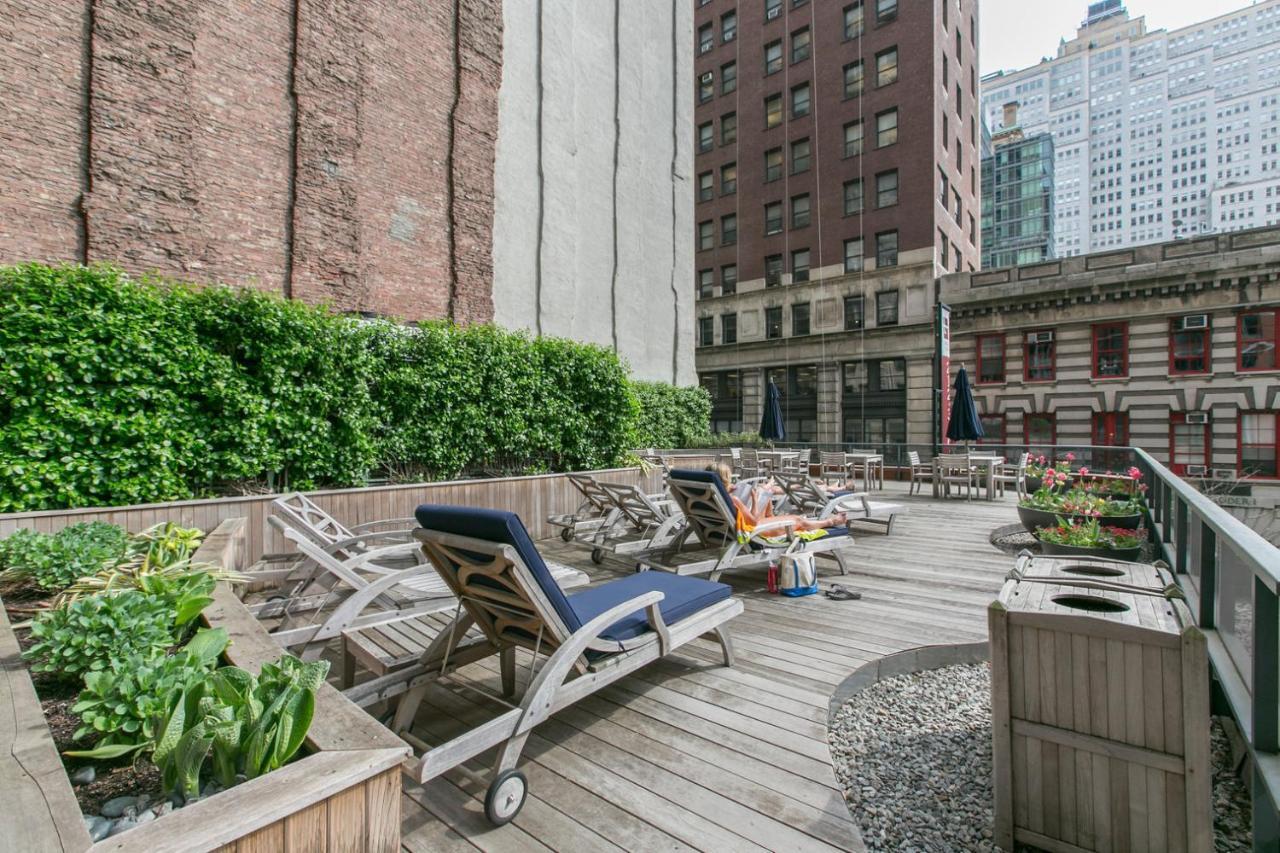 In Trendy Tribeca Indoor Pool Gym Nyc-153 *