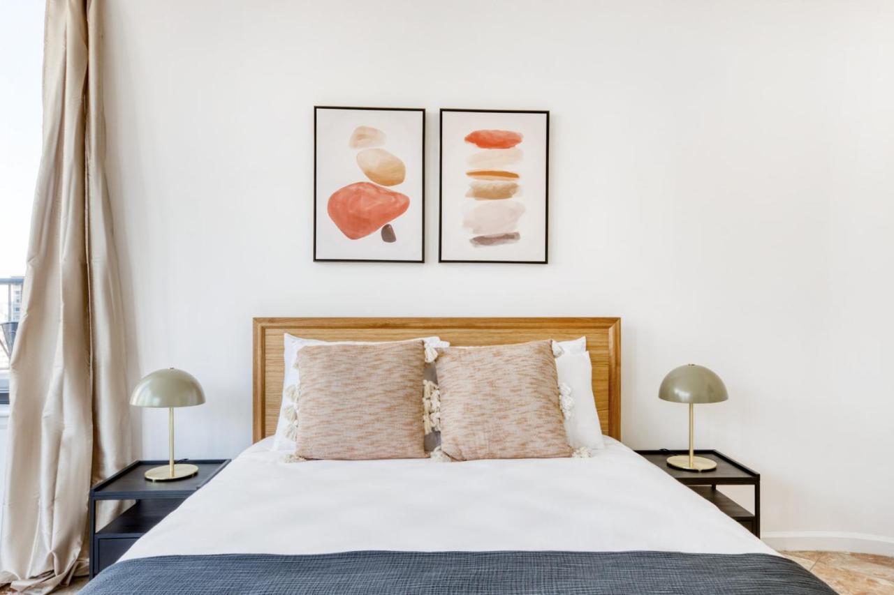 Midtown East 3br W Doorman Gym Nr Bloomingdales Nyc-915 * New York