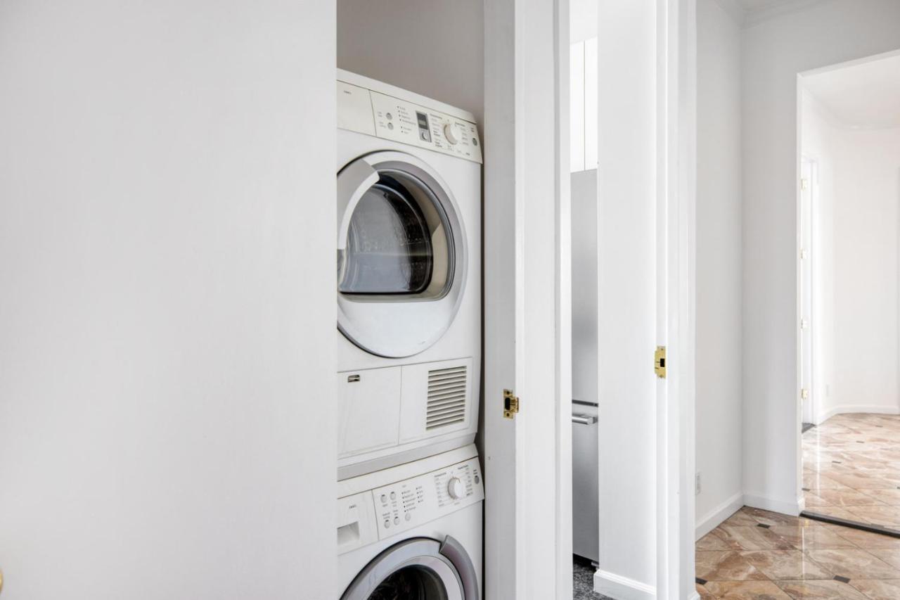 Midtown East 3br W Doorman Gym Nr Bloomingdales Nyc-915 Apartment