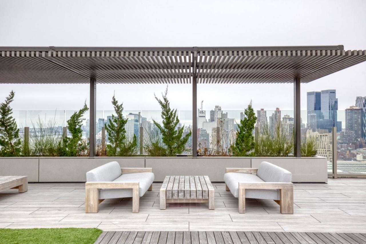 Apartment Midtown W 2br W Gym Wd Nr Times Sq Nyc-898 *