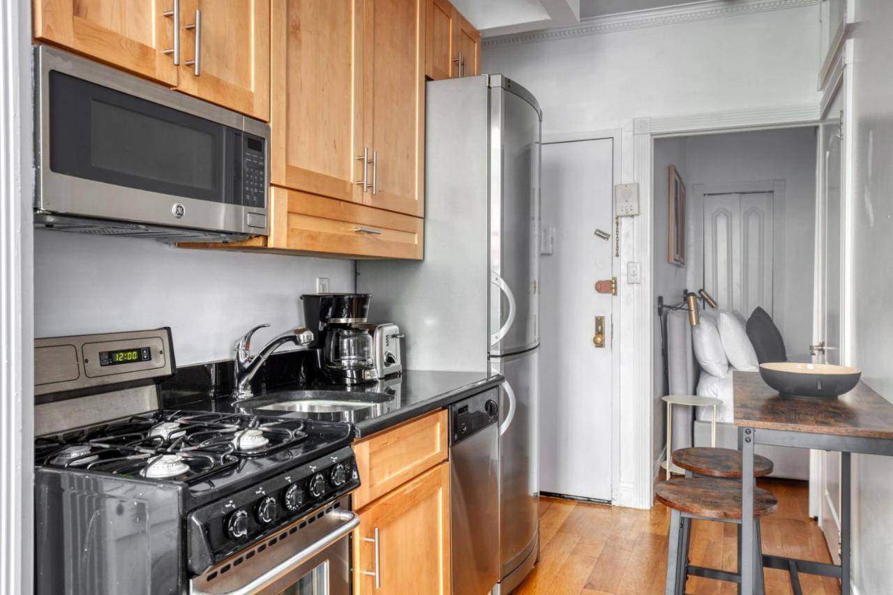 Apartment Sleek Nolita 1br W Wd Nr Soho Nyc-891 *