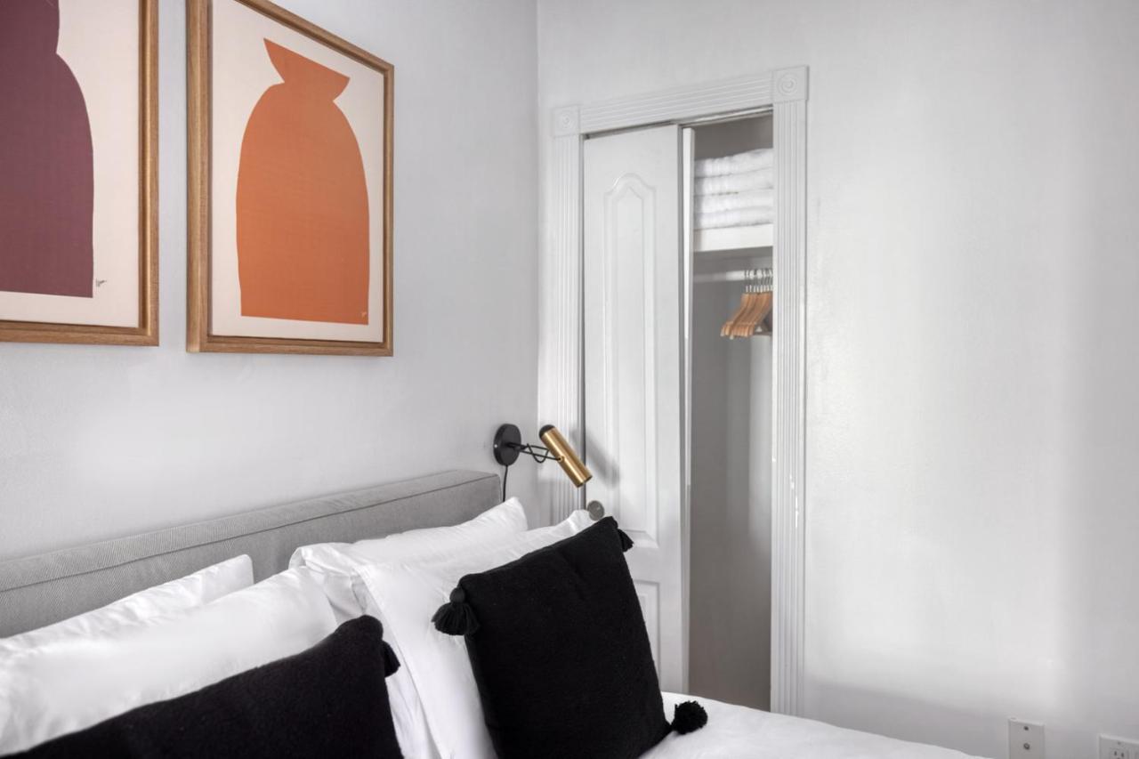 Sleek Nolita 1br W Wd Nr Soho Nyc-891 * New York